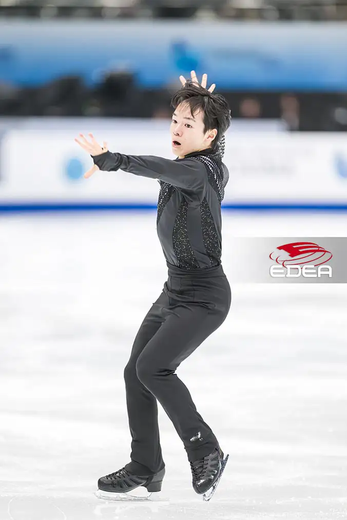 Ice Gallery Skates U.S.